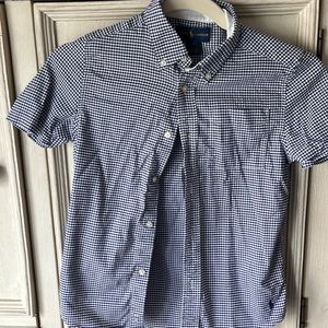 Short sleeve button down